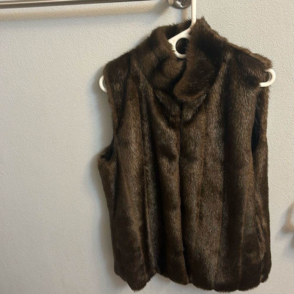 Mink vest all real mink!! brand new condition